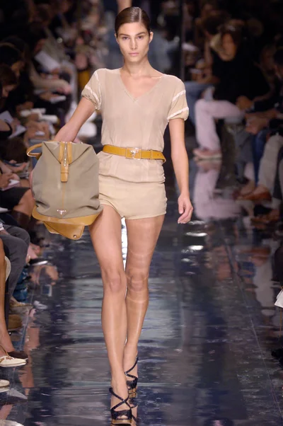 Look 29